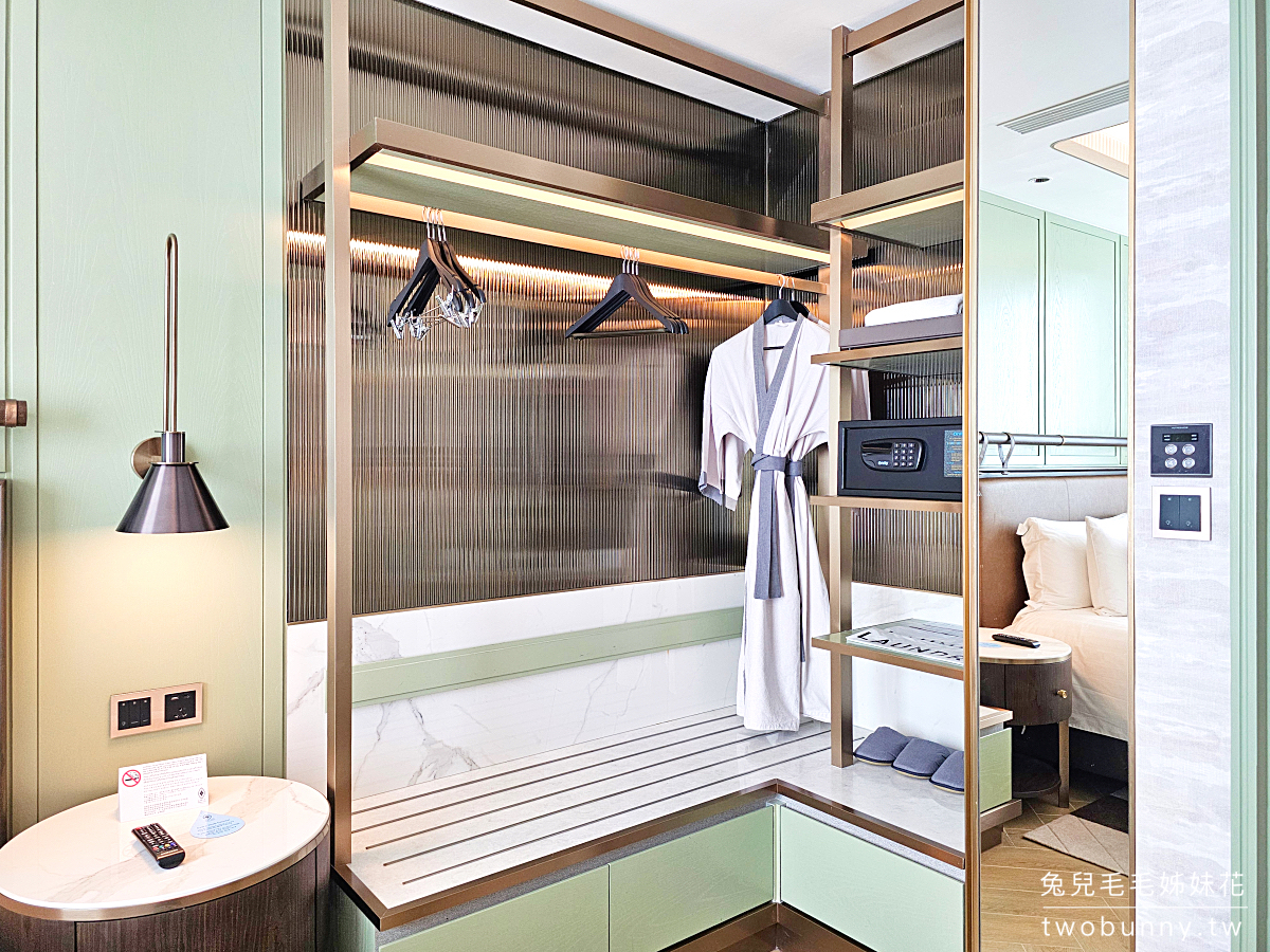 【帕亞泰易思廷大酒店 Eastin Grand Hotel Phayathai】曼谷住宿推薦｜機場快線直達、雙臥室套房、無邊際泳池 @兔兒毛毛姊妹花