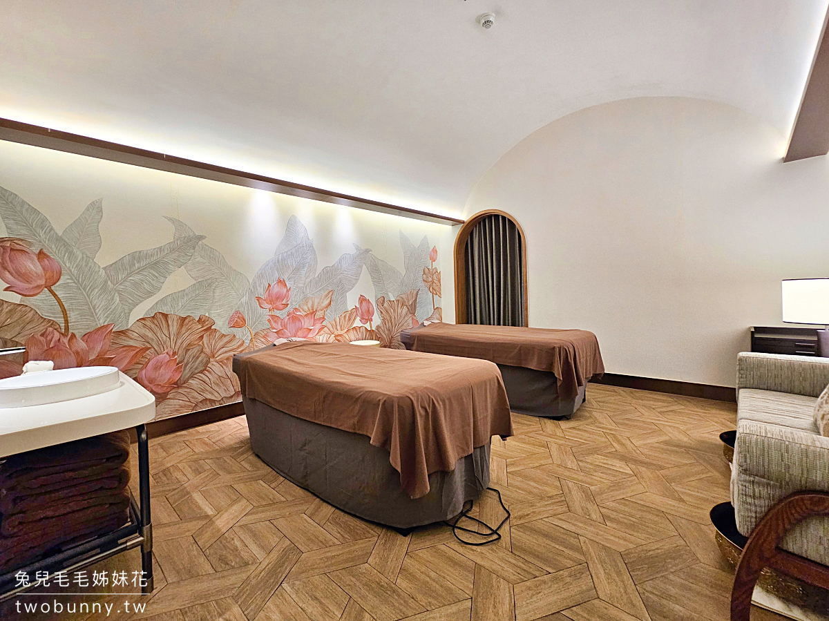 【帕亞泰易思廷大酒店 Eastin Grand Hotel Phayathai】曼谷住宿推薦｜機場快線直達、雙臥室套房、無邊際泳池 @兔兒毛毛姊妹花