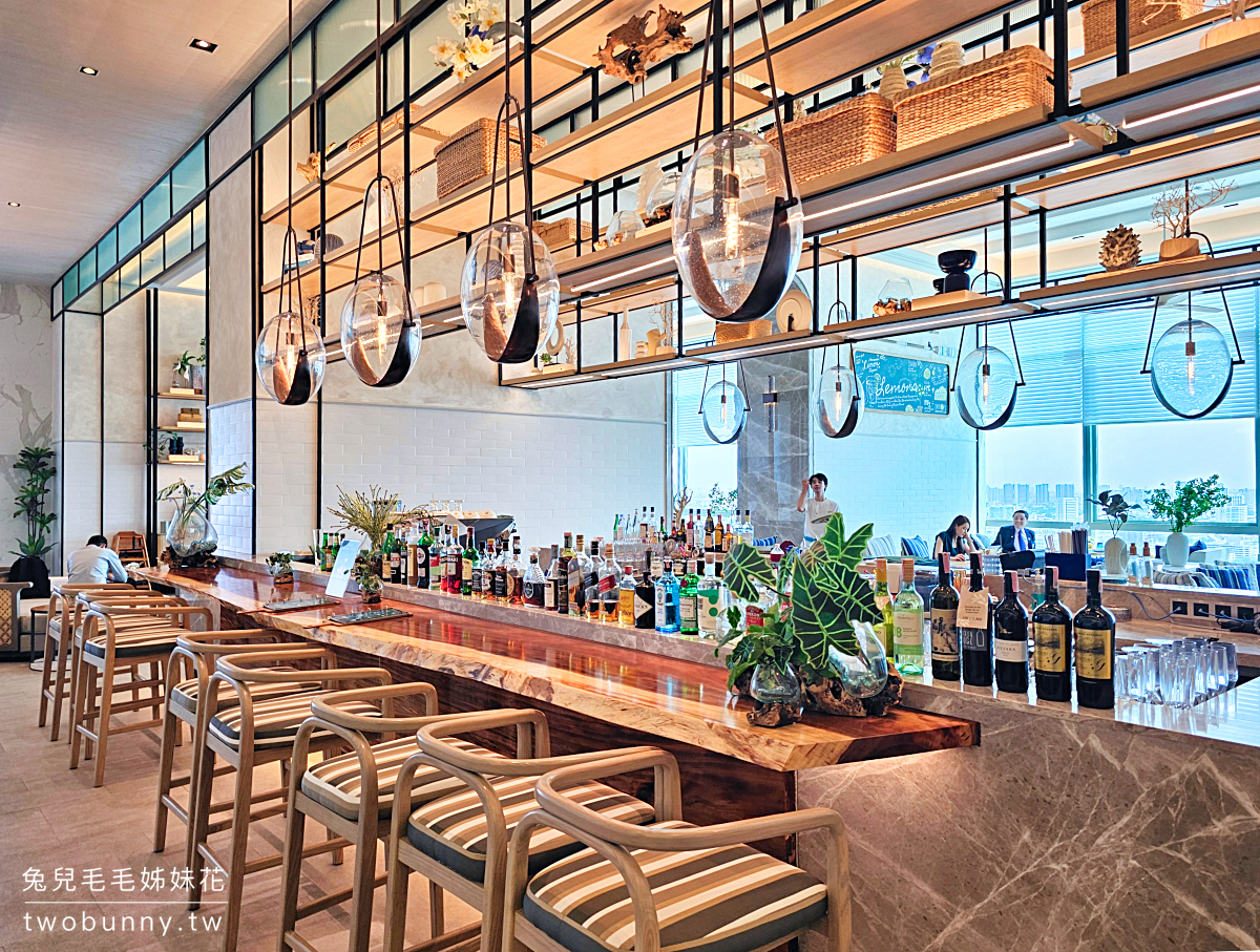 【帕亞泰易思廷大酒店 Eastin Grand Hotel Phayathai】曼谷住宿推薦｜機場快線直達、雙臥室套房、無邊際泳池 @兔兒毛毛姊妹花