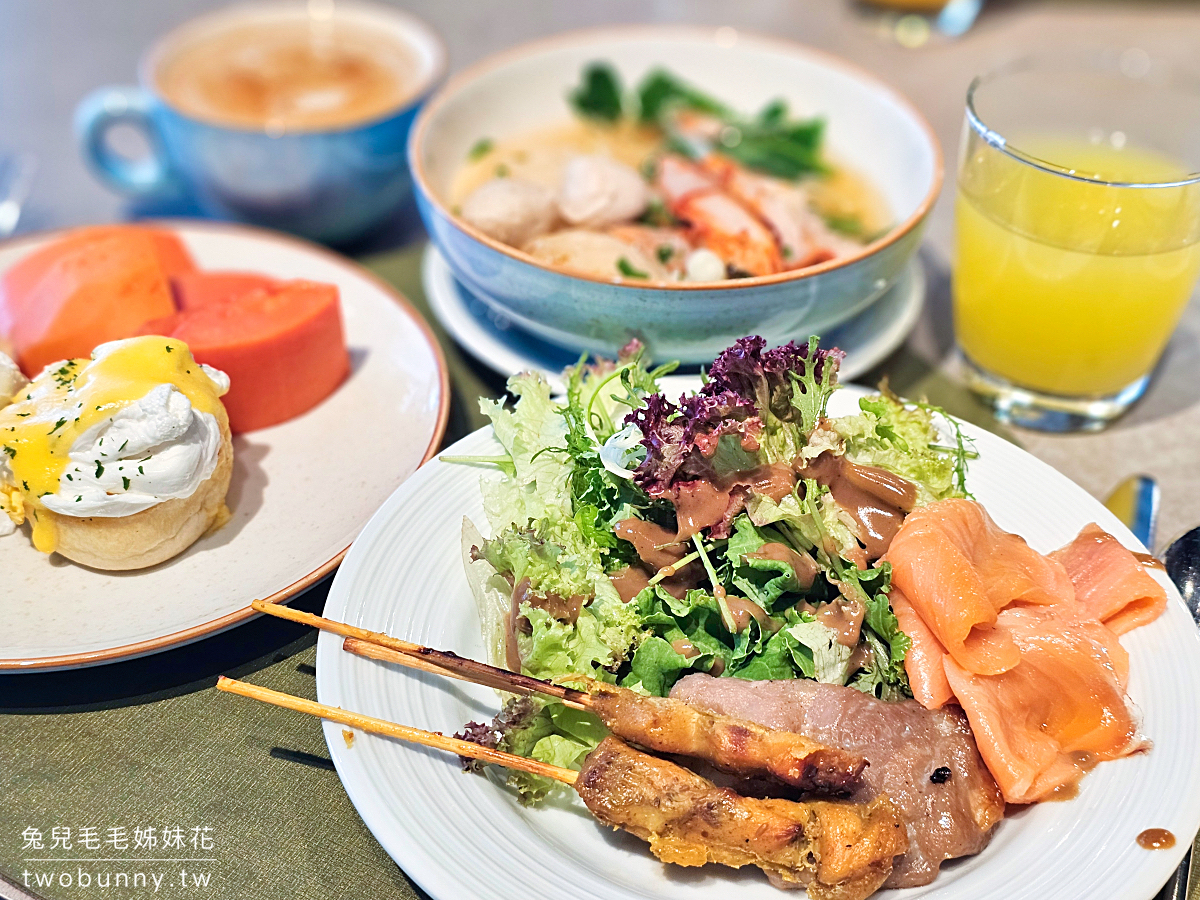 【帕亞泰易思廷大酒店 Eastin Grand Hotel Phayathai】曼谷住宿推薦｜機場快線直達、雙臥室套房、無邊際泳池 @兔兒毛毛姊妹花