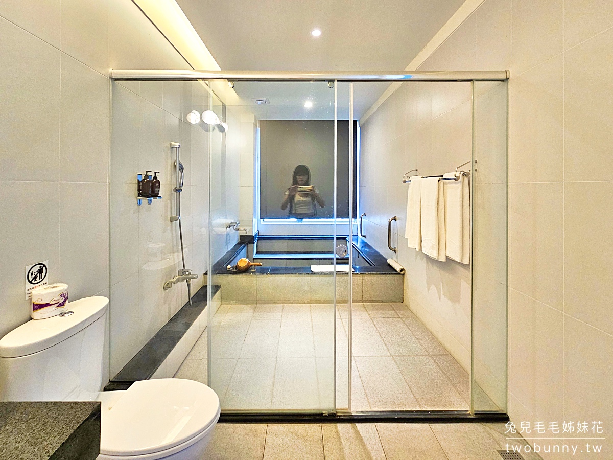 【九號溫泉旅店 No. 9 Hotel】礁溪住宿推薦｜超大溫泉池、溫泉魚咬腳、釣蝦、親子溫泉飯店 @兔兒毛毛姊妹花