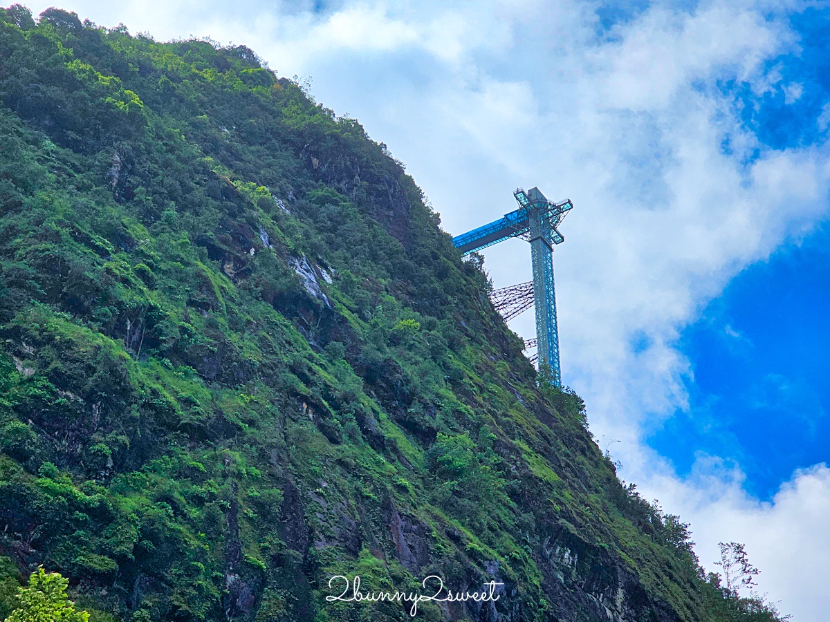 【龍雲玻璃天空步道 Rong May Glass Bridge】北越沙壩景點:世界最長玻璃橋門票交通攻略 @兔兒毛毛姊妹花 【龍雲玻璃天空步道 Rong May Glass Bridge】北越沙壩景點:世界最長玻璃橋門票交通攻略 @兔兒毛毛姊妹花
