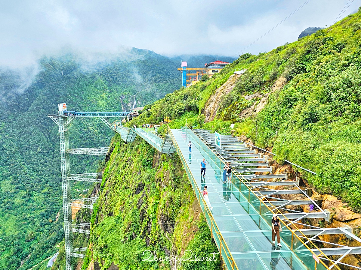 【龍雲玻璃天空步道 Rong May Glass Bridge】北越沙壩景點:世界最長玻璃橋門票交通攻略 @兔兒毛毛姊妹花 【龍雲玻璃天空步道 Rong May Glass Bridge】北越沙壩景點:世界最長玻璃橋門票交通攻略 @兔兒毛毛姊妹花
