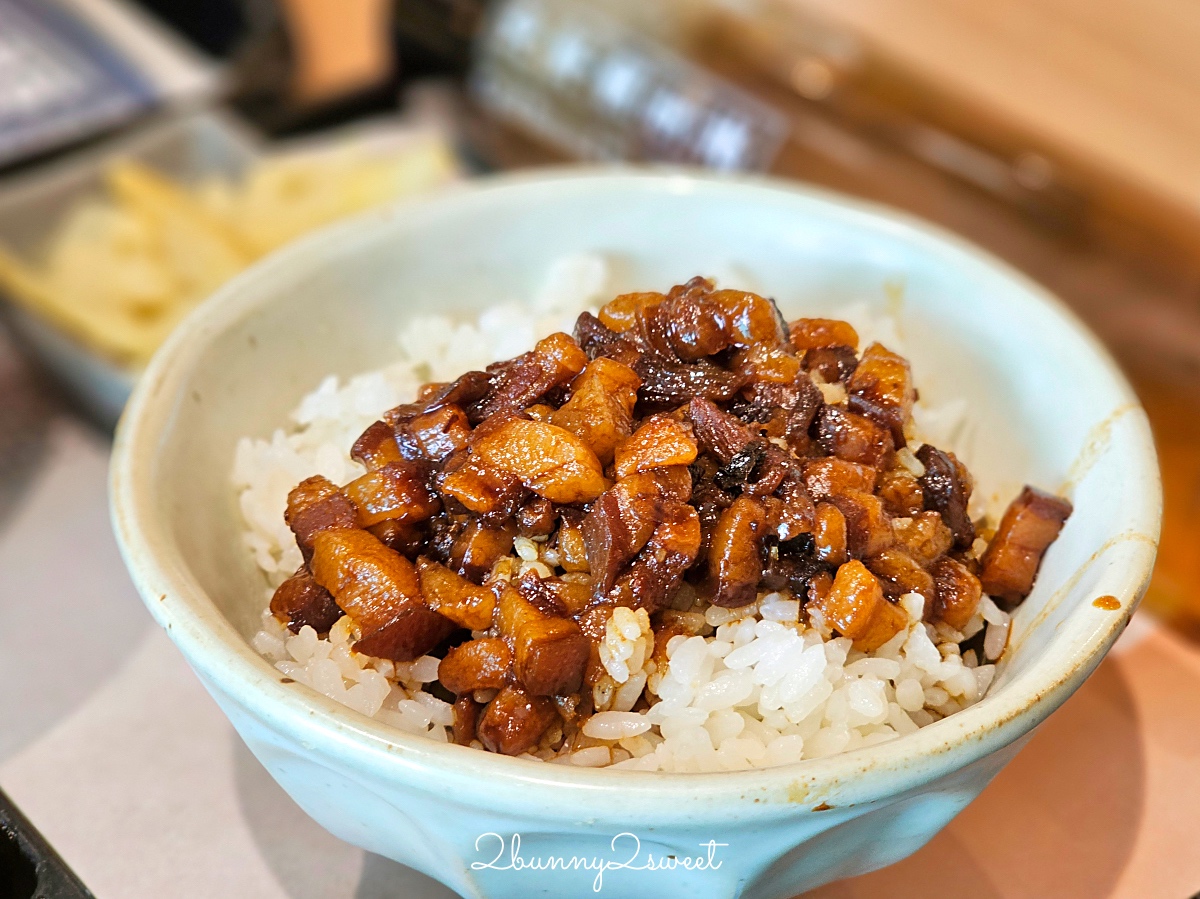 桃園機場小王煮瓜|米其林必比登美食進駐桃機二航廈,免排隊吃黑金滷肉飯 @兔兒毛毛姊妹花 桃園機場小王煮瓜|米其林必比登美食進駐桃機二航廈,免排隊吃黑金滷肉飯 @兔兒毛毛姊妹花