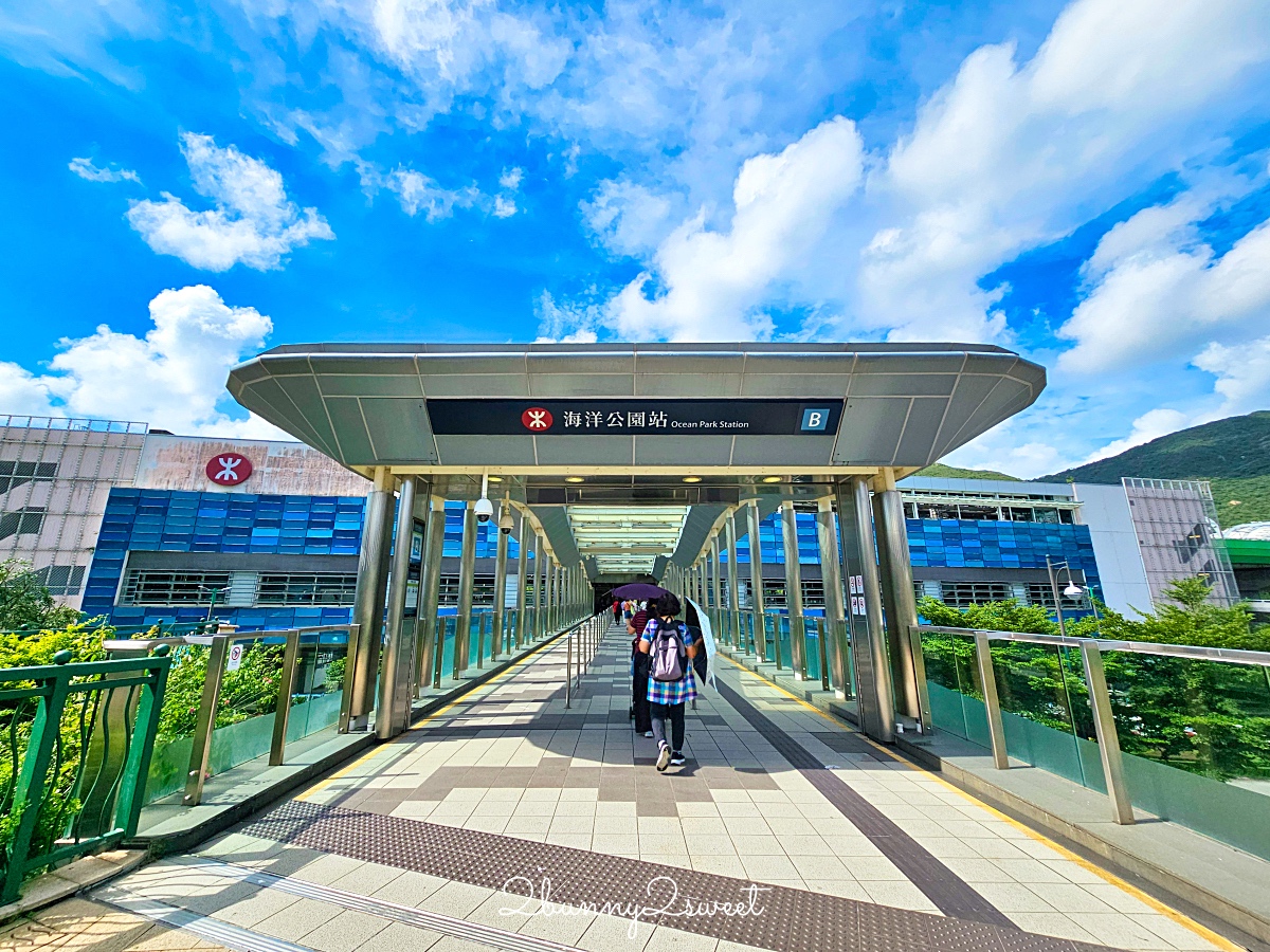 【香港海洋公園】香港親子景點推薦｜海洋列車、海景纜車、水族館、遊樂園一票玩到底 @兔兒毛毛姊妹花