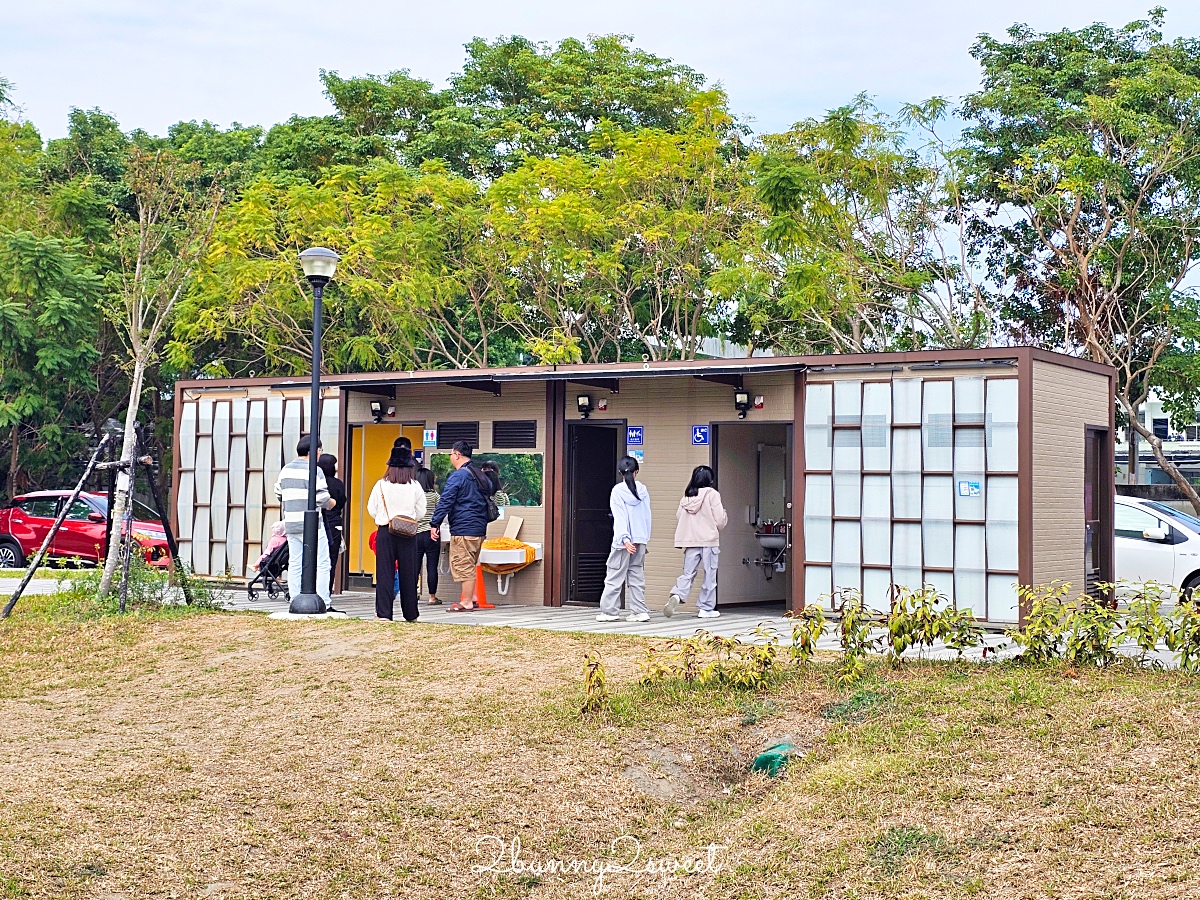 南投特色公園【草屯酷比親子運動公園】三層樓高貨櫃溜滑梯、超嗨旋轉翹翹板~好玩又放電 @兔兒毛毛姊妹花 南投特色公園【草屯酷比親子運動公園】三層樓高貨櫃溜滑梯、超嗨旋轉翹翹板~好玩又放電 @兔兒毛毛姊妹花