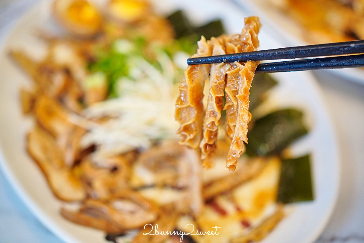 【九添福牛肉麵】新竹牛肉麵推薦|2025米其林必比登推薦,城隍廟人氣排隊名店 @兔兒毛毛姊妹花 【九添福牛肉麵】新竹牛肉麵推薦|2025米其林必比登推薦,城隍廟人氣排隊名店 @兔兒毛毛姊妹花