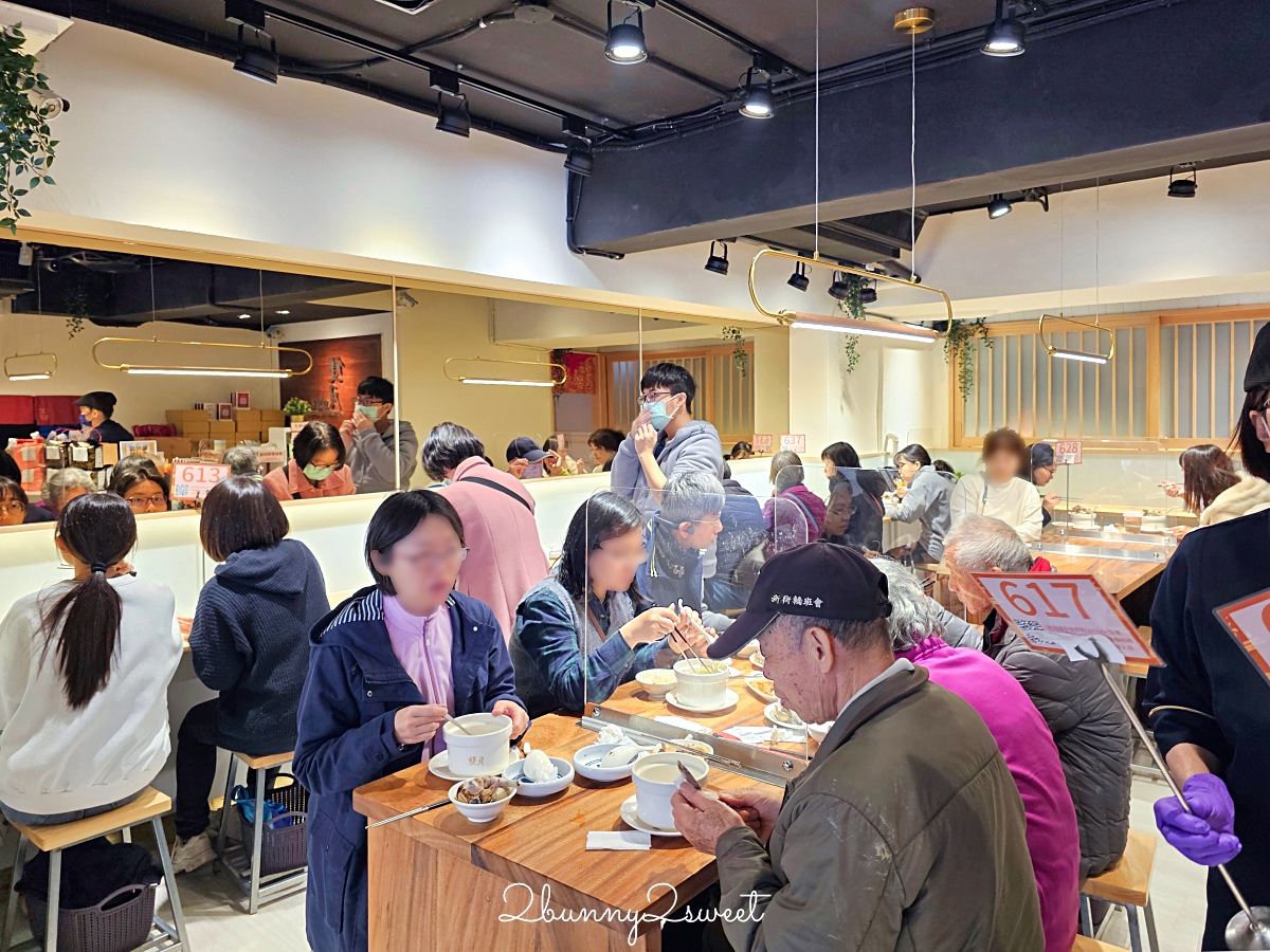 善導寺美食「雙月食品社青島店」華麗回歸,連續千年米其林推薦養生湯品連外國人都愛 @兔兒毛毛姊妹花 善導寺美食「雙月食品社青島店」華麗回歸,連續千年米其林推薦養生湯品連外國人都愛 @兔兒毛毛姊妹花