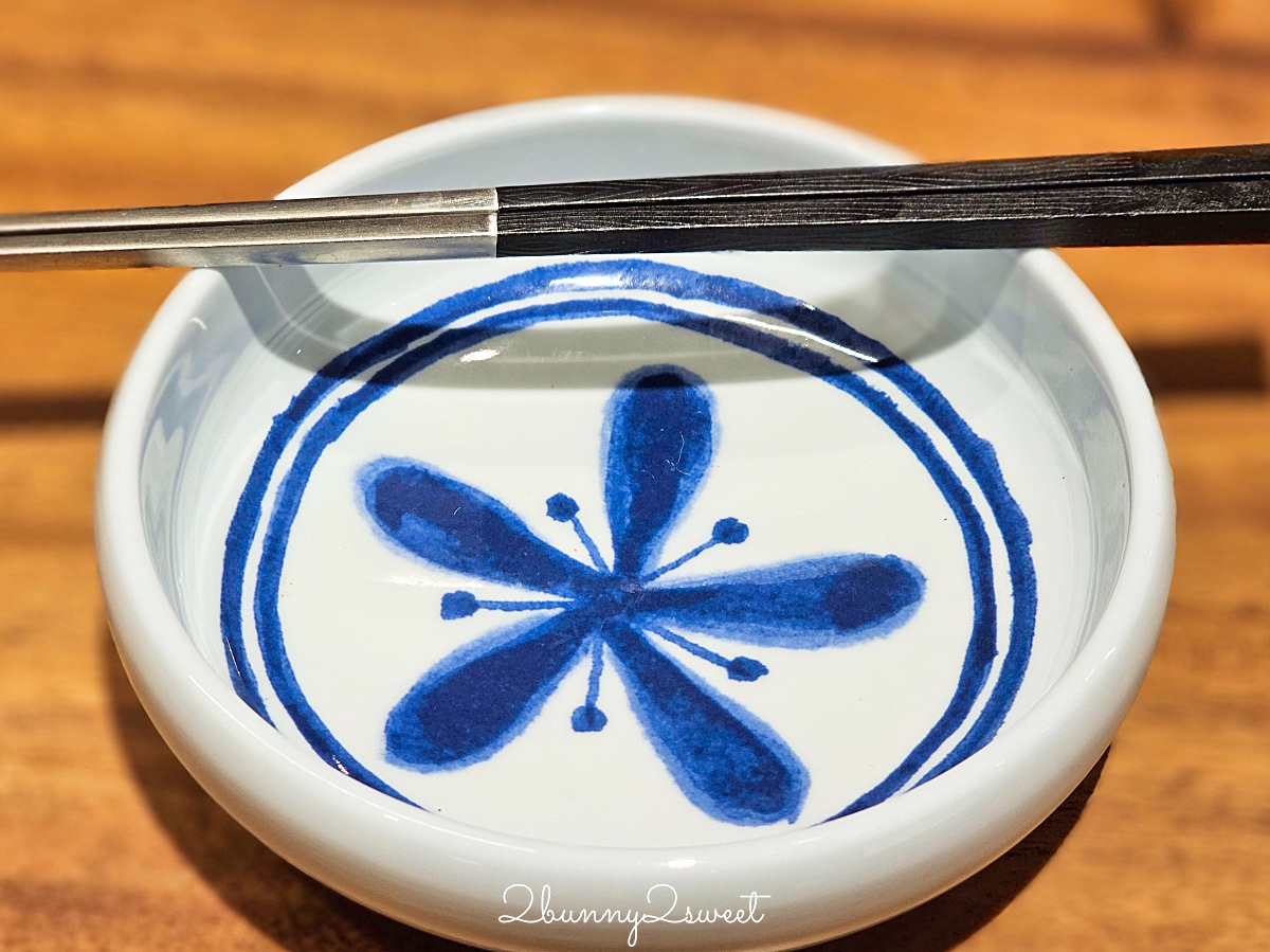 善導寺美食「雙月食品社青島店」華麗回歸,連續千年米其林推薦養生湯品連外國人都愛 @兔兒毛毛姊妹花 善導寺美食「雙月食品社青島店」華麗回歸,連續千年米其林推薦養生湯品連外國人都愛 @兔兒毛毛姊妹花