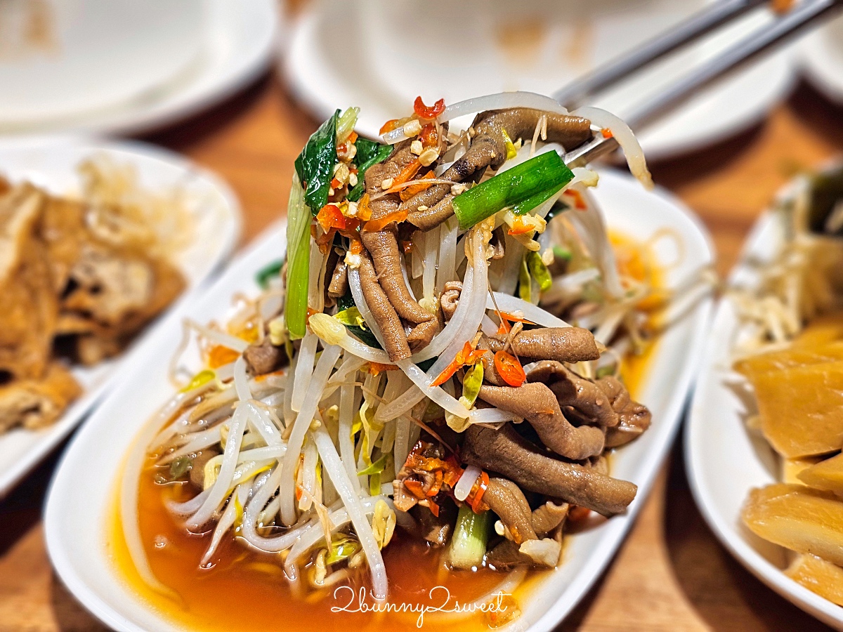 善導寺美食「雙月食品社青島店」華麗回歸,連續千年米其林推薦養生湯品連外國人都愛 @兔兒毛毛姊妹花 善導寺美食「雙月食品社青島店」華麗回歸,連續千年米其林推薦養生湯品連外國人都愛 @兔兒毛毛姊妹花