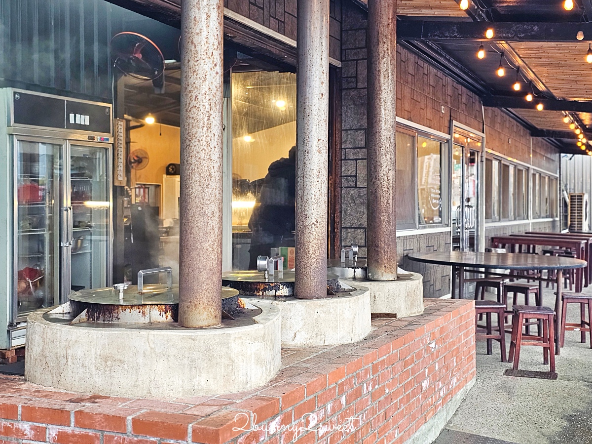 【萬里古早風味甕仔雞】北海岸萬里美食！甕仔雞、海鮮合菜，聚餐菜單攻略 @兔兒毛毛姊妹花