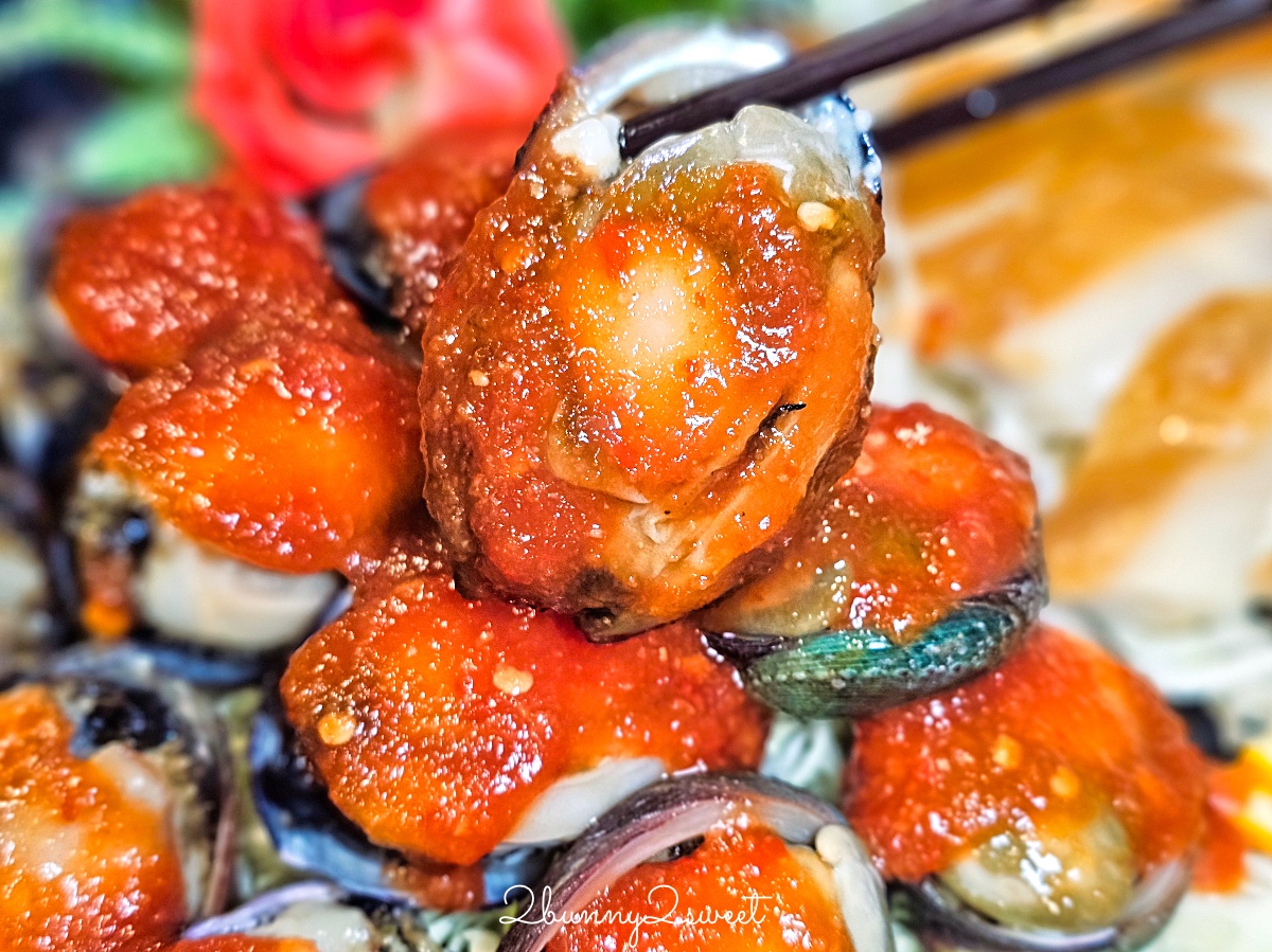 【萬里古早風味甕仔雞】北海岸萬里美食！甕仔雞、海鮮合菜，聚餐菜單攻略 @兔兒毛毛姊妹花
