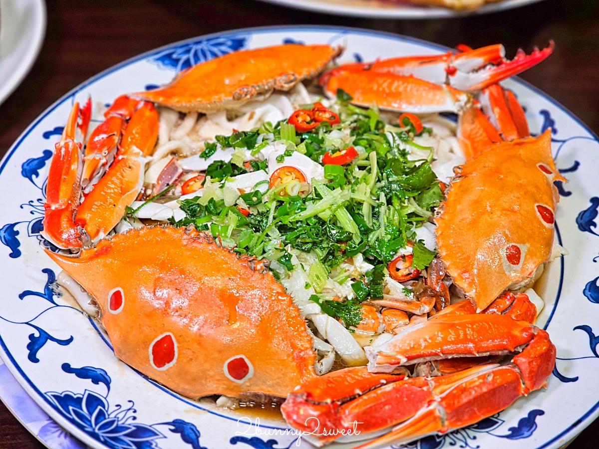 【萬里古早風味甕仔雞】北海岸萬里美食！甕仔雞、海鮮合菜，聚餐菜單攻略 @兔兒毛毛姊妹花