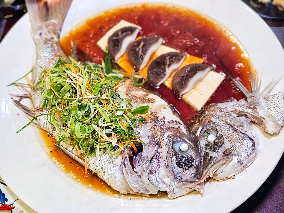 【萬里古早風味甕仔雞】北海岸萬里美食！甕仔雞、海鮮合菜，聚餐菜單攻略 @兔兒毛毛姊妹花