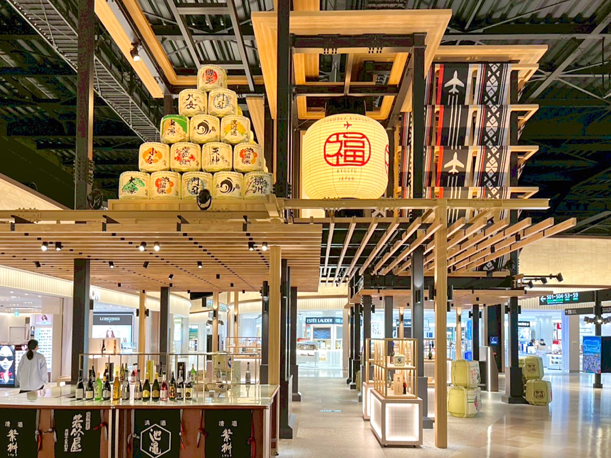 九州福岡購物「福岡機場免稅店」2025盛大改裝重新開幕!! 必逛重點 / 95折優惠券分享 @兔兒毛毛姊妹花