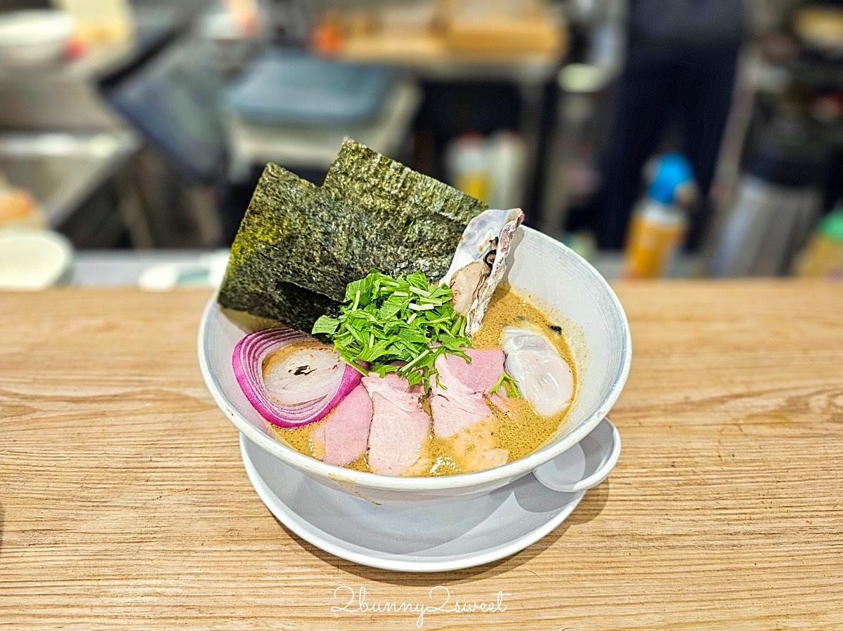 【二屋牡蠣拉麵】中山站赤峰街美食！濃厚牡蠣湯頭、免費加麵吃到飽 @兔兒毛毛姊妹花