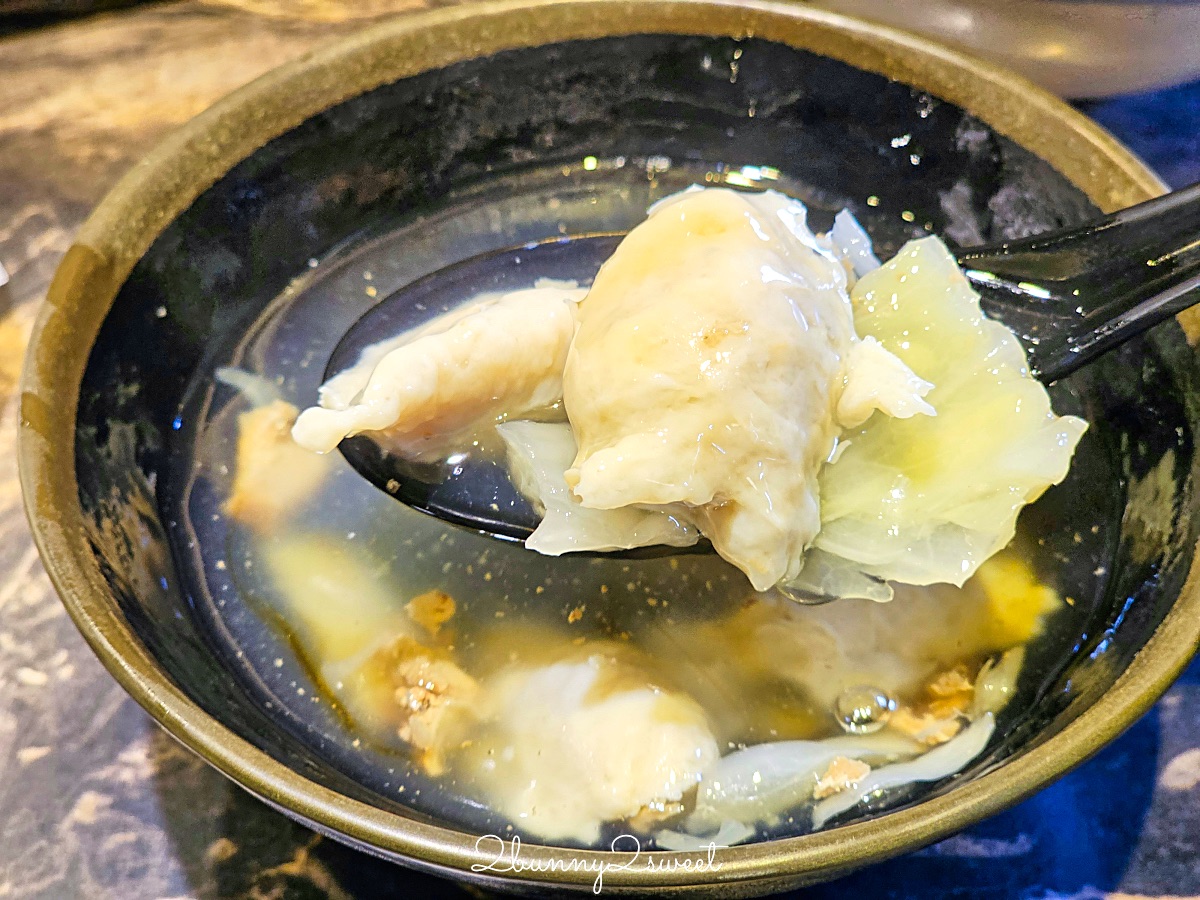 【富盛號碗粿】台南國華街美食｜70年老店碗粿、魚羹、文青新店面開箱 @兔兒毛毛姊妹花