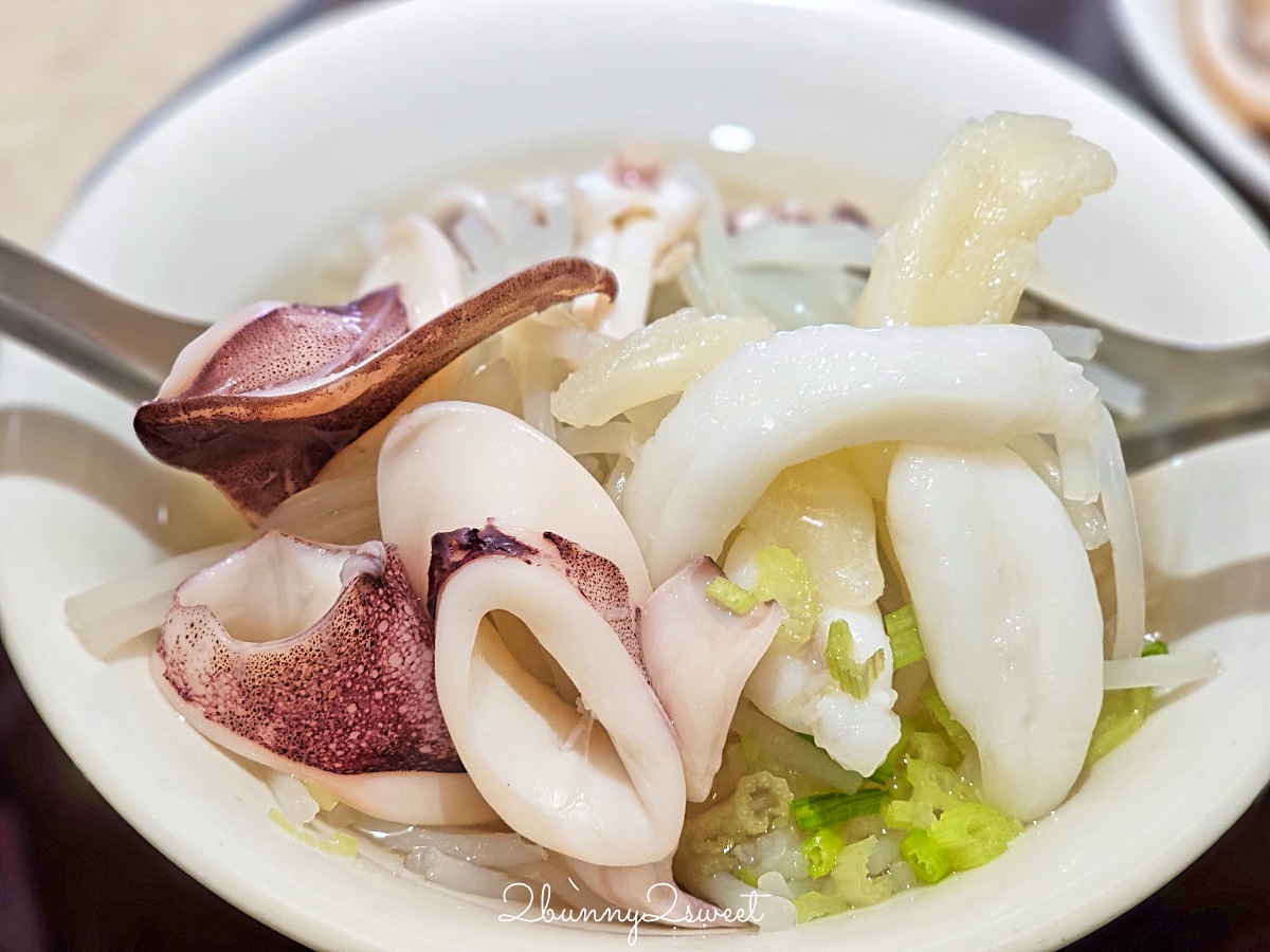 【邱家小卷米粉】台南國華街美食｜超人氣排隊名店、綜合米粉、小卷卵必吃 @兔兒毛毛姊妹花