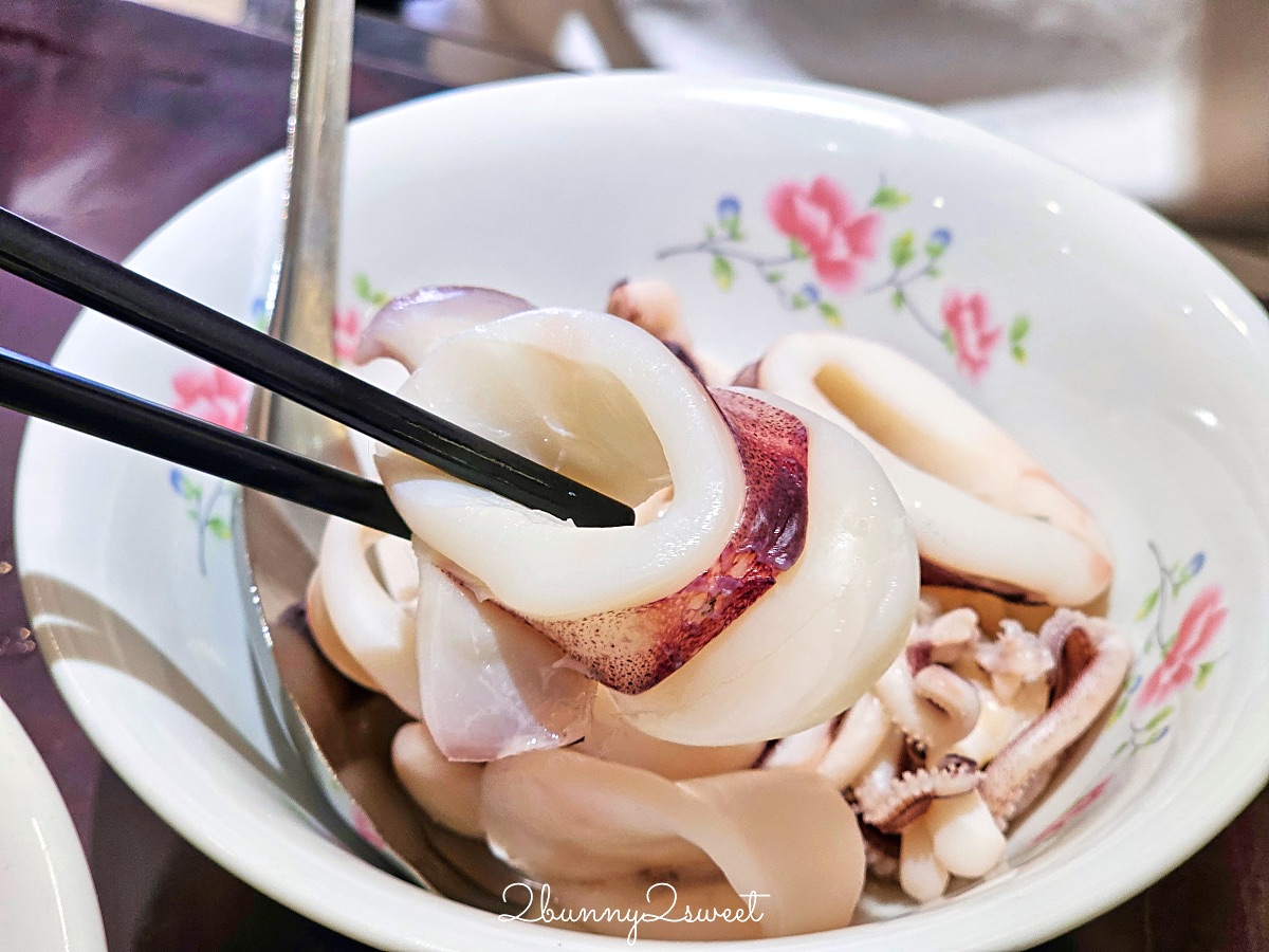 【邱家小卷米粉】台南國華街美食｜超人氣排隊名店、綜合米粉、小卷卵必吃 @兔兒毛毛姊妹花