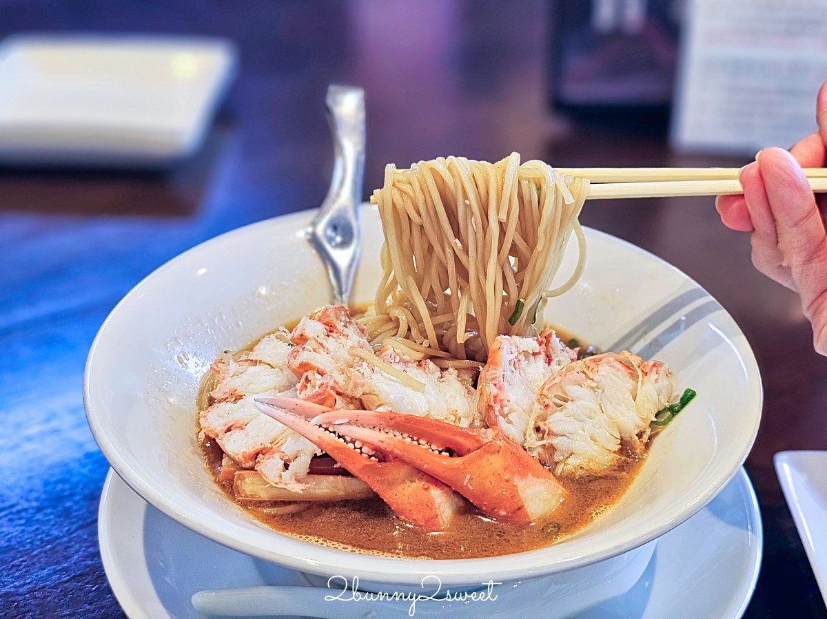 【丸八屋】鳥取米子機場必吃美食！紅楚蟹拉麵、螃蟹丼飯，米子鬼太郎機場餐廳推薦｜まるはち屋 @兔兒毛毛姊妹花