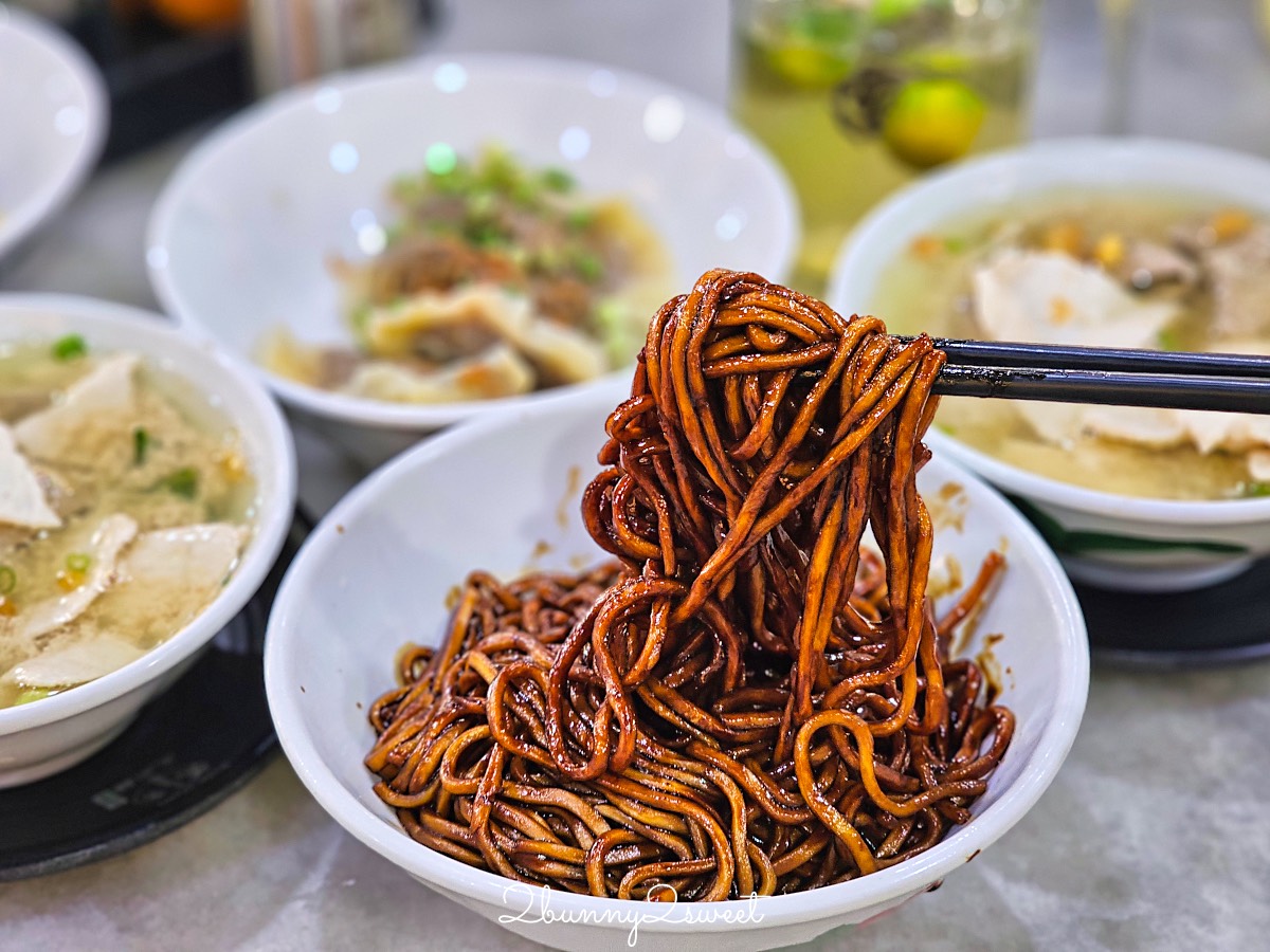 沙巴美食【萬香生肉麵】24小時營業在地美食,豬雜湯+乾撈麵一整套再來個桔子冰超滿足 @兔兒毛毛姊妹花 沙巴美食【萬香生肉麵】24小時營業在地美食,豬雜湯+乾撈麵一整套再來個桔子冰超滿足 @兔兒毛毛姊妹花