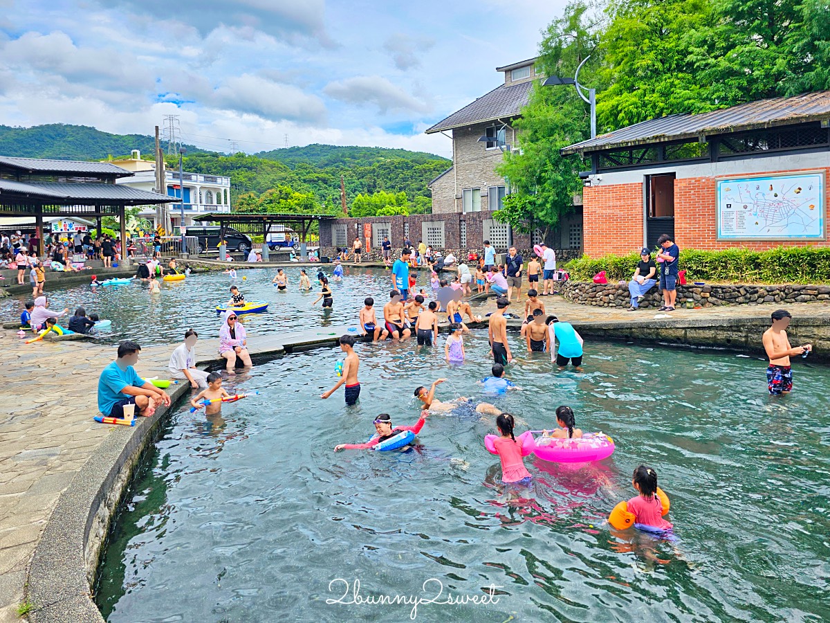 【螃蟹冒泡】宜蘭員山免費湧泉戲水池,迷你滑水道+免費淋浴間超佛心 @兔兒毛毛姊妹花 【螃蟹冒泡】宜蘭員山免費湧泉戲水池,迷你滑水道+免費淋浴間超佛心 @兔兒毛毛姊妹花