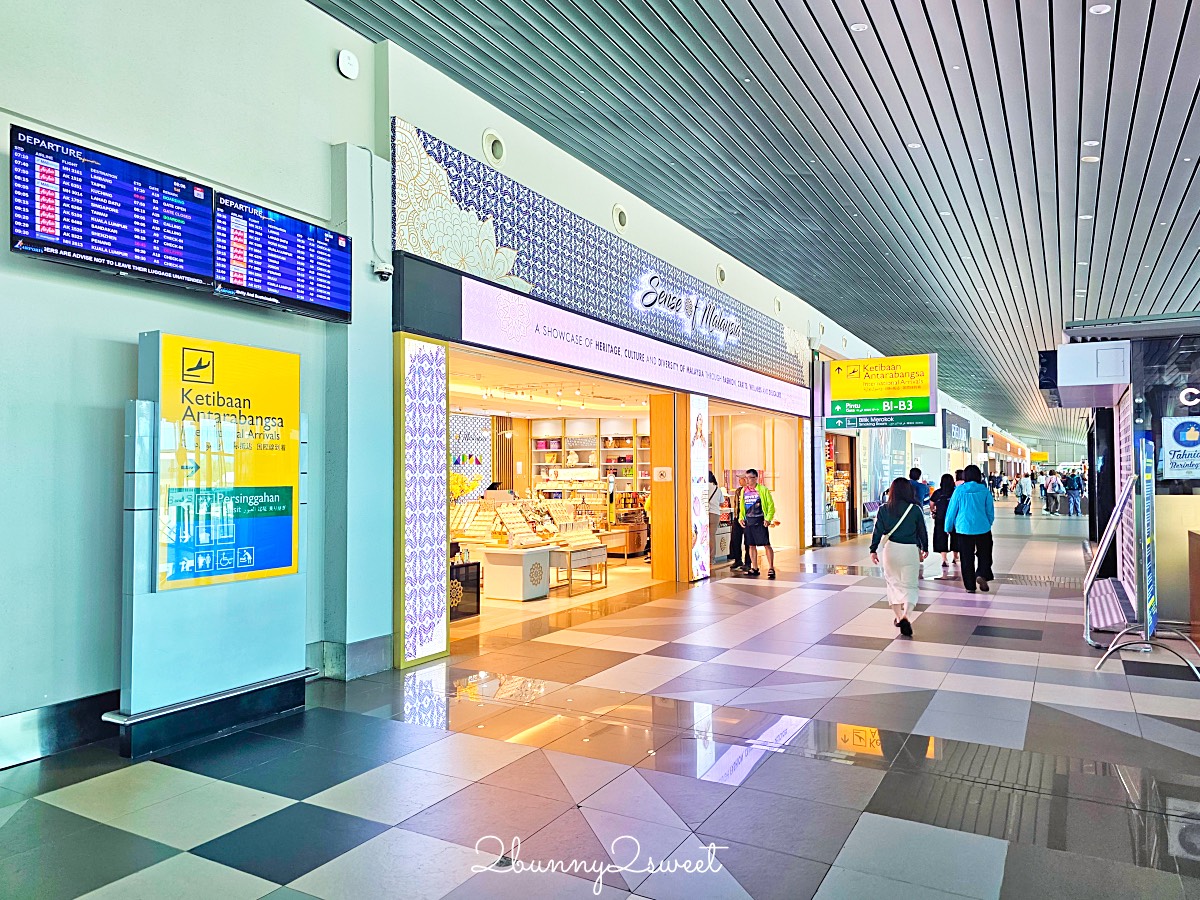 【亞庇機場攻略】沙巴BKI入境出境、直飛航班＋交通、餐廳免稅店一次看 @兔兒毛毛姊妹花
