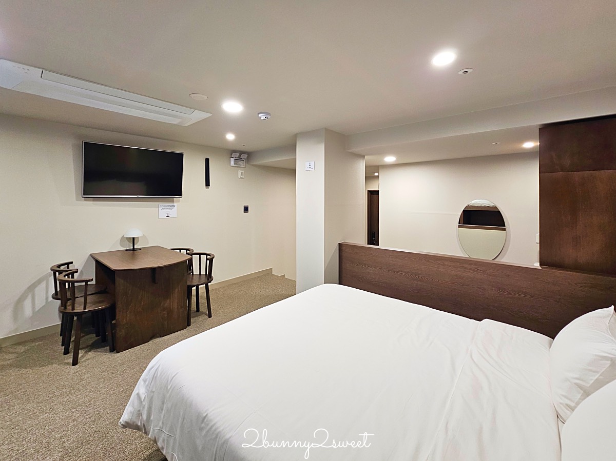 【明洞莊飯店 HOTEL MYEONGDONGJANG】首爾明洞住宿推薦｜下樓就是明洞商圈、大空間四人房、高CP值飯店 @兔兒毛毛姊妹花