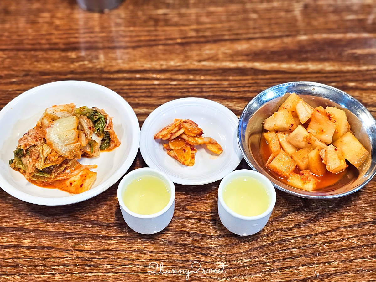 【百濟蔘雞湯 백제삼계탕】首爾明洞美食推薦｜50年老字號人蔘雞湯、菜單、必點攻略 @兔兒毛毛姊妹花