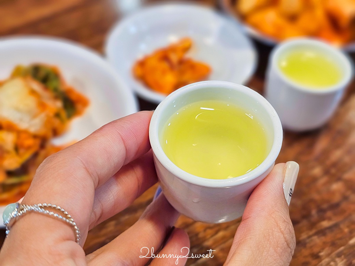 【百濟蔘雞湯 백제삼계탕】首爾明洞美食推薦｜50年老字號人蔘雞湯、菜單、必點攻略 @兔兒毛毛姊妹花