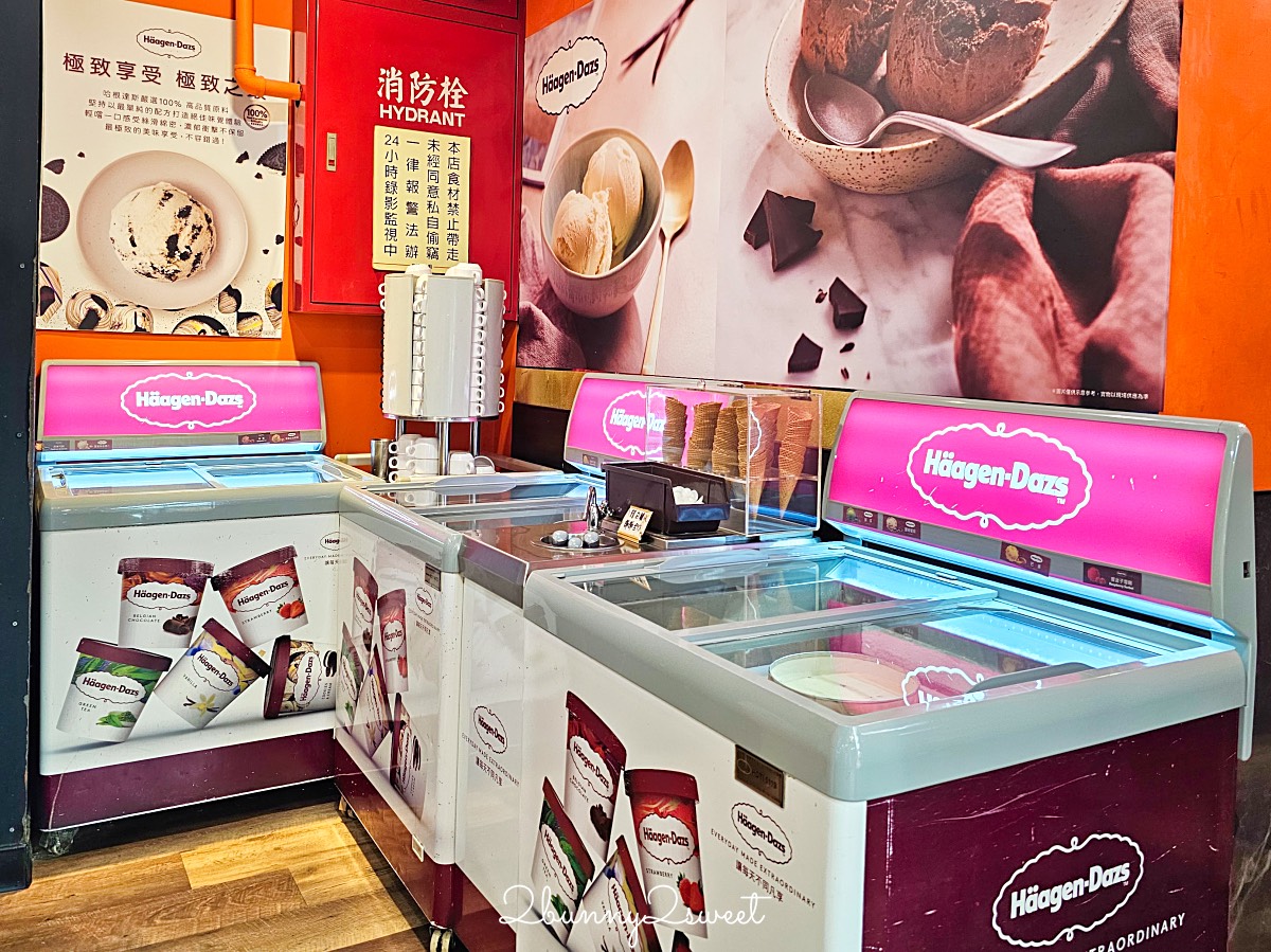 台北西門町【皇家帝國麻辣火鍋】評價4.9星火鍋吃到飽、電話店位免排隊 @兔兒毛毛姊妹花 台北西門町【皇家帝國麻辣火鍋】評價4.9星火鍋吃到飽、電話店位免排隊 @兔兒毛毛姊妹花