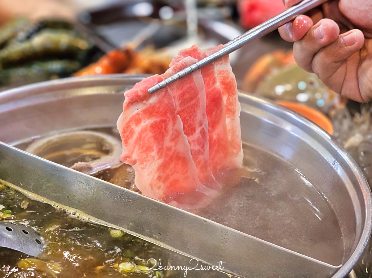 台北西門町【皇家帝國麻辣火鍋】評價4.9星火鍋吃到飽、電話店位免排隊 @兔兒毛毛姊妹花 台北西門町【皇家帝國麻辣火鍋】評價4.9星火鍋吃到飽、電話店位免排隊 @兔兒毛毛姊妹花
