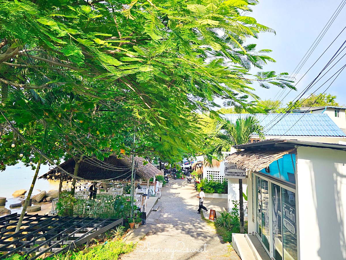 【Coming Home Cafe & Seaside】普吉島海景咖啡推薦：沙灘鞦韆＋竹編露台＋泰式料理 @兔兒毛毛姊妹花