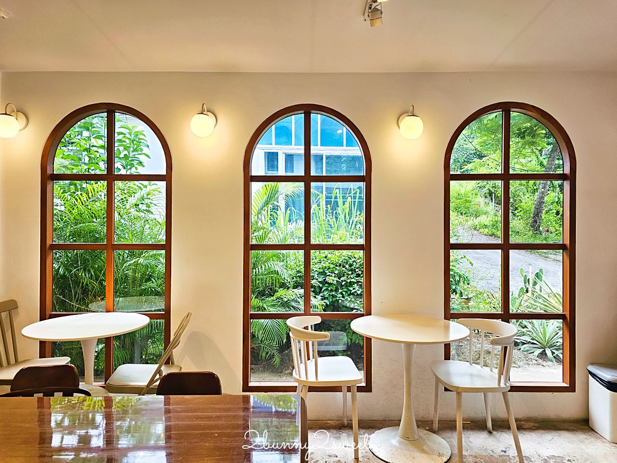 【Coming Home Cafe & Seaside】普吉島海景咖啡推薦：沙灘鞦韆＋竹編露台＋泰式料理 @兔兒毛毛姊妹花