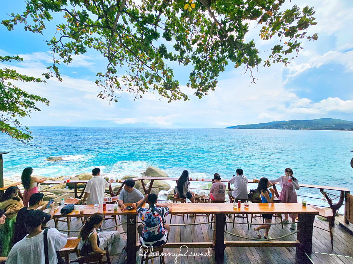 【The Commune Terrace & Bar】普吉島海景咖啡廳推薦!懸崖露台、無敵夕陽、交通攻略一次看 @兔兒毛毛姊妹花 【The Commune Terrace & Bar】普吉島海景咖啡廳推薦!懸崖露台、無敵夕陽、交通攻略一次看 @兔兒毛毛姊妹花