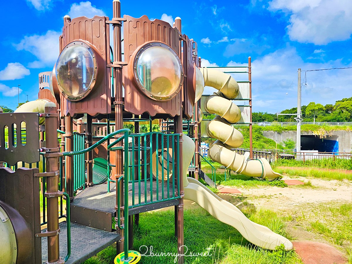 沖繩【伊波公園】親子必訪的宇流麻市大型溜滑梯＆遊具樂園 @兔兒毛毛姊妹花