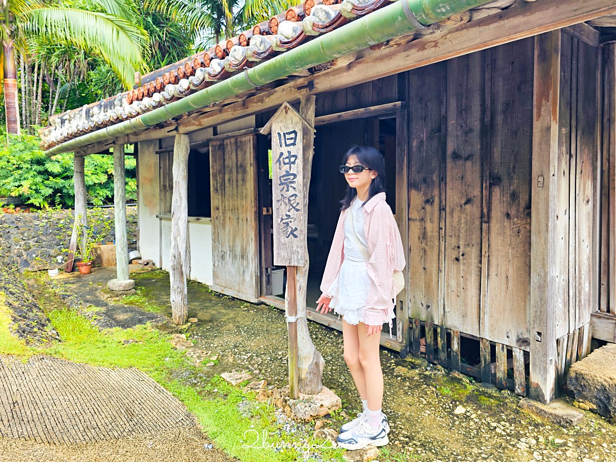 【沖繩琉球村】恩納村必去景點！琉裝體驗、百年古民家、EISA太鼓表演＋門票交通攻略 @兔兒毛毛姊妹花