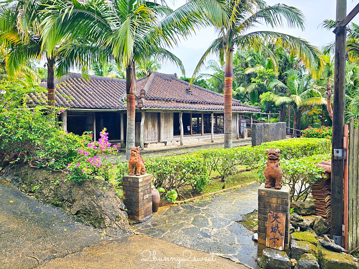 【沖繩琉球村】恩納村必去景點！琉裝體驗、百年古民家、EISA太鼓表演＋門票交通攻略 @兔兒毛毛姊妹花