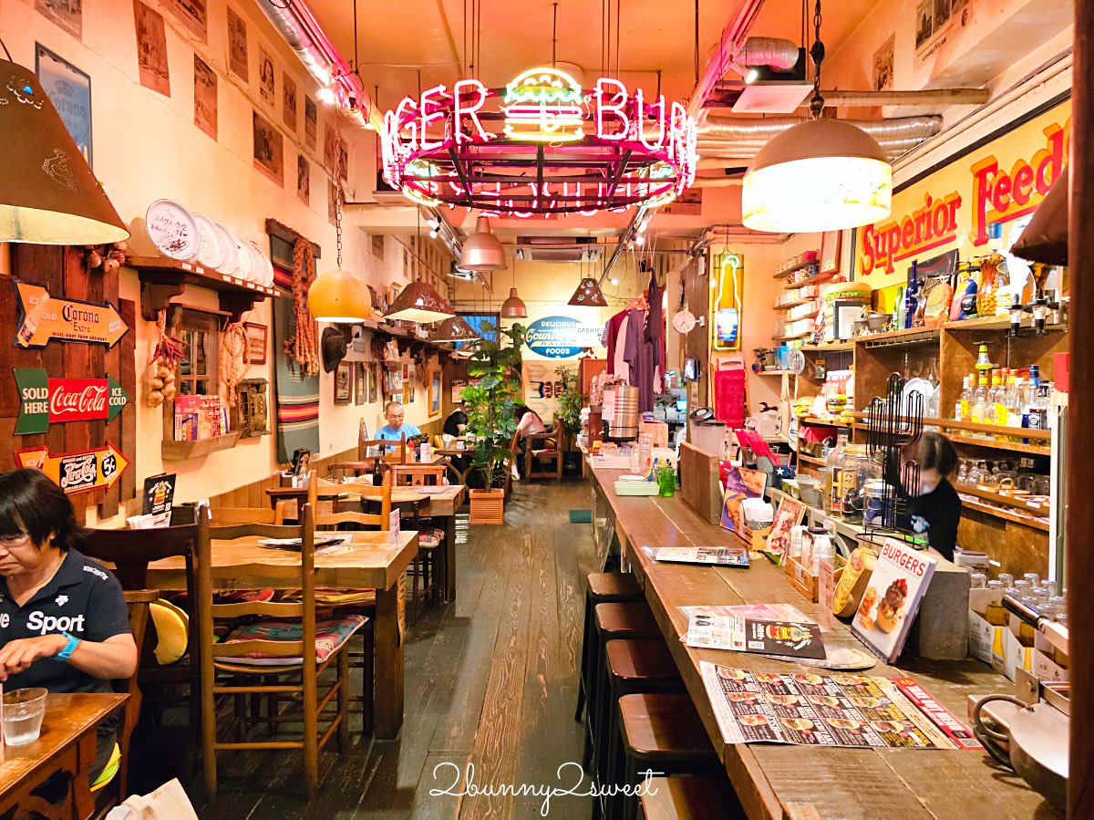沖繩國際通【Sand’s Diner】霓虹復古美式氛圍美墨漢堡餐廳，苦瓜漢堡、塔可飯必吃 @兔兒毛毛姊妹花