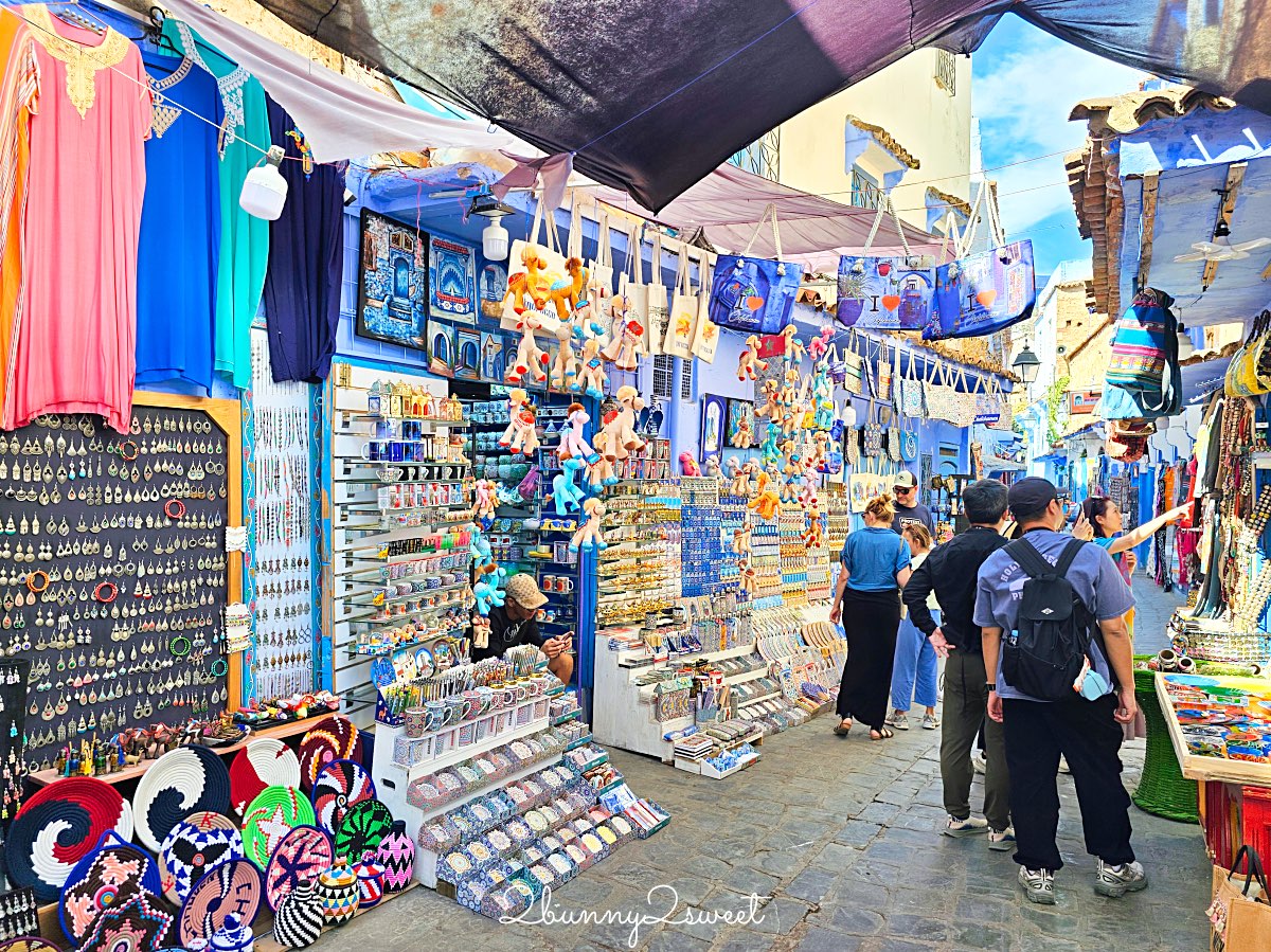 【舍夫沙萬 Chefchaouen】摩洛哥夢幻藍城攻略,藍白山城拍照景點推薦 @兔兒毛毛姊妹花 【舍夫沙萬 Chefchaouen】摩洛哥夢幻藍城攻略,藍白山城拍照景點推薦 @兔兒毛毛姊妹花