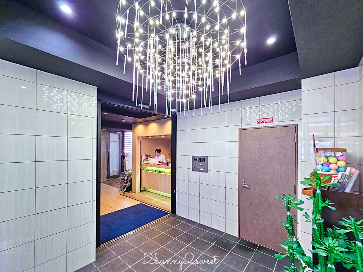 【道頓堀 Crystal Hotel Ⅲ】大阪公寓式飯店！房內廚房洗衣機、心齋橋住宿推薦 @兔兒毛毛姊妹花
