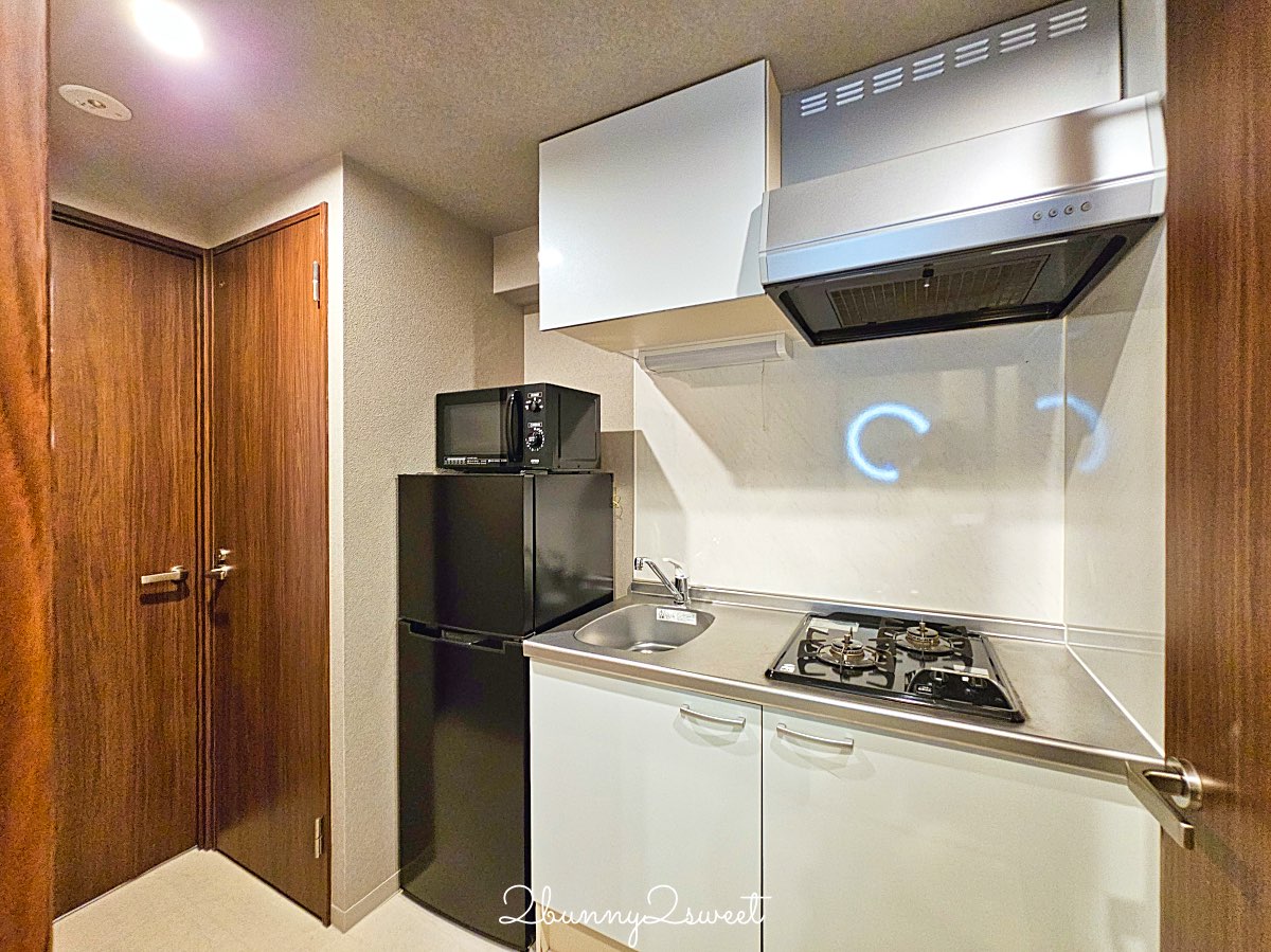 【道頓堀 Crystal Hotel Ⅲ】大阪公寓式飯店！房內廚房洗衣機、心齋橋住宿推薦 @兔兒毛毛姊妹花