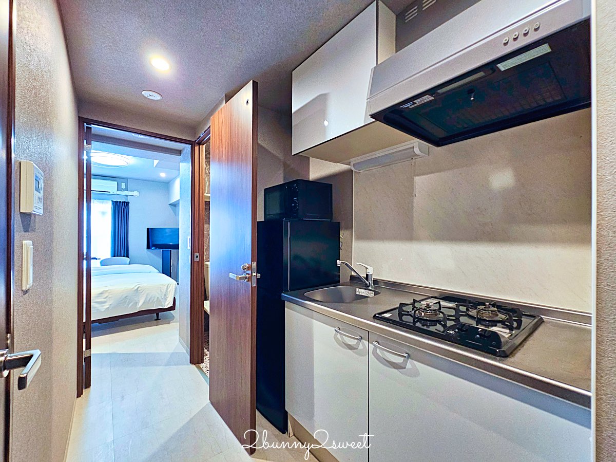 【道頓堀 Crystal Hotel Ⅲ】大阪公寓式飯店！房內廚房洗衣機、心齋橋住宿推薦 @兔兒毛毛姊妹花