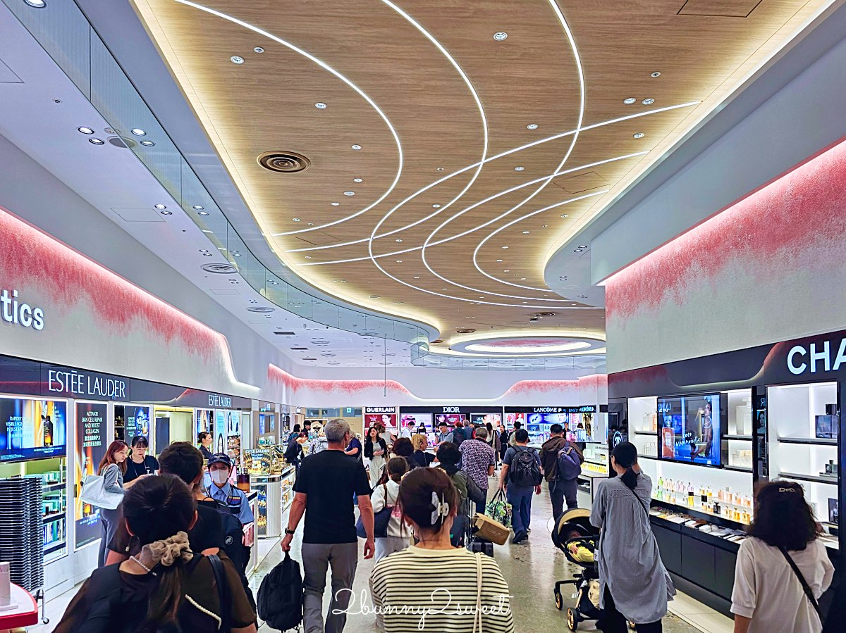 【KIX Duty Free】關西機場免稅店攻略！精品品牌＋大阪京都伴手禮必買 @兔兒毛毛姊妹花