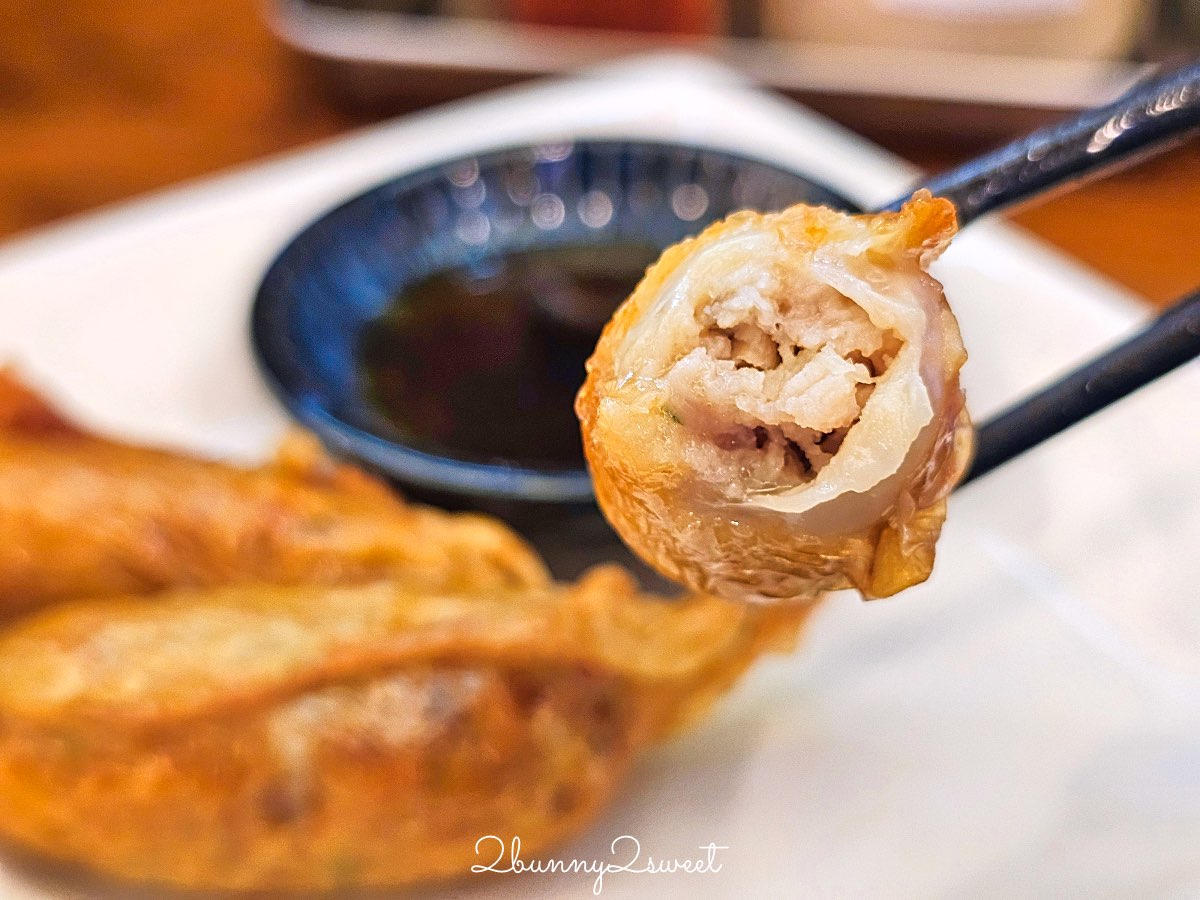 【Niku Gottsuo Ramen】鳥取米子牛骨拉麵名店:必吃濃郁湯頭,肉量爆棚的超滿足系拉麵! @兔兒毛毛姊妹花 【Niku Gottsuo Ramen】鳥取米子牛骨拉麵名店:必吃濃郁湯頭,肉量爆棚的超滿足系拉麵! @兔兒毛毛姊妹花