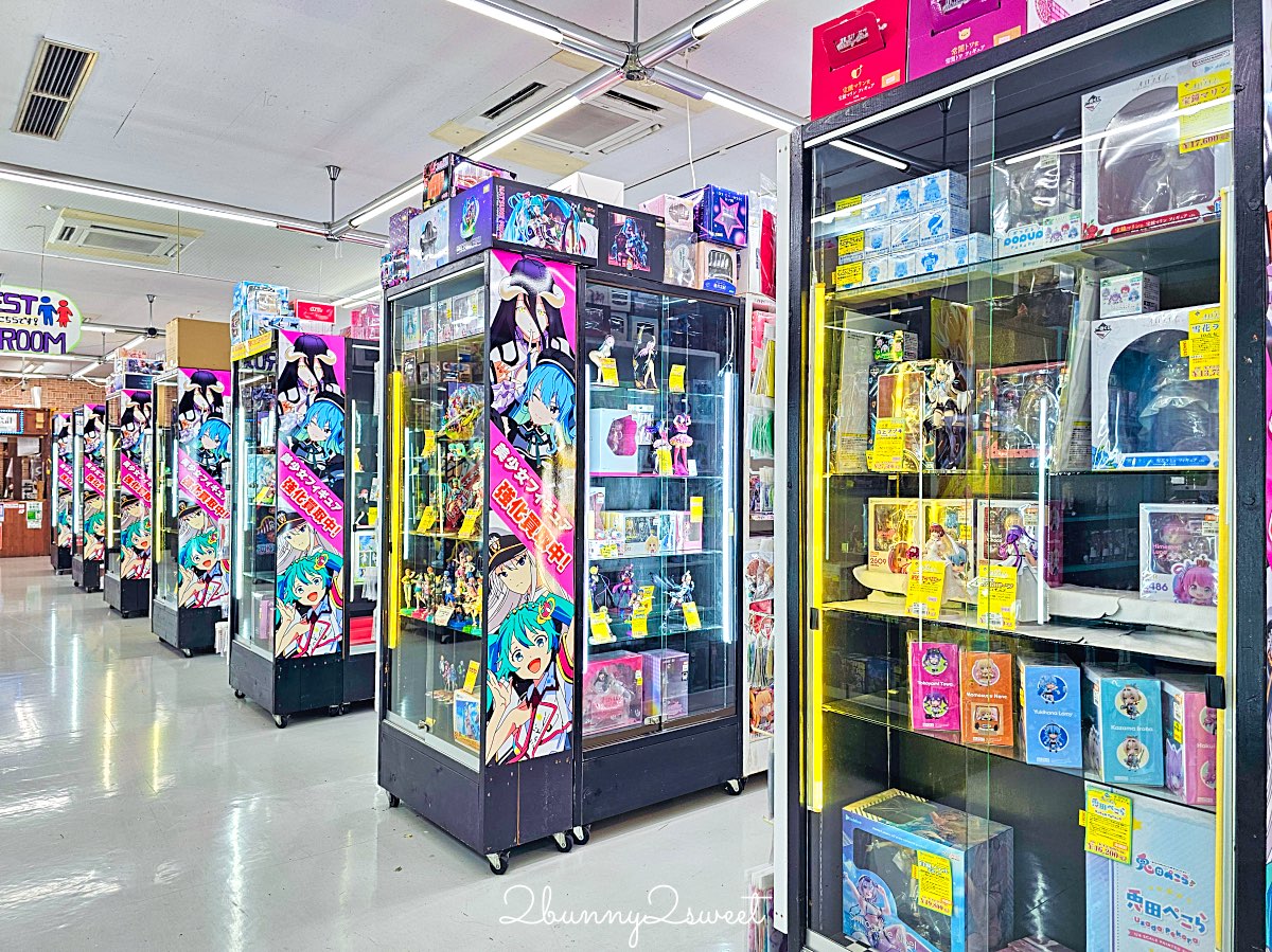 【漫畫倉庫浦添店】沖繩二手挖寶天堂，公仔動漫玩具購物攻略 @兔兒毛毛姊妹花