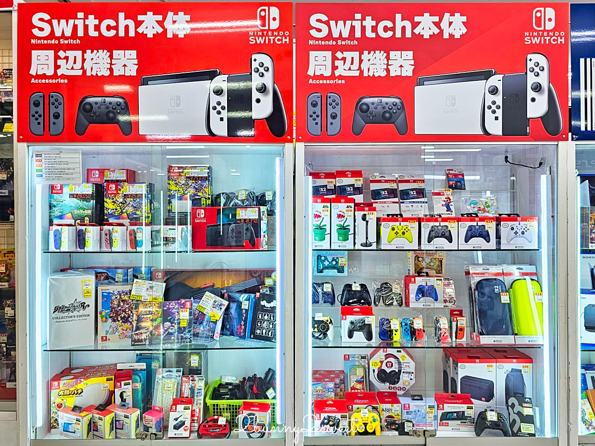 【漫畫倉庫浦添店】沖繩二手挖寶天堂，公仔動漫玩具購物攻略 @兔兒毛毛姊妹花