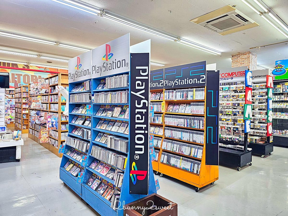 【漫畫倉庫浦添店】沖繩二手挖寶天堂，公仔動漫玩具購物攻略 @兔兒毛毛姊妹花