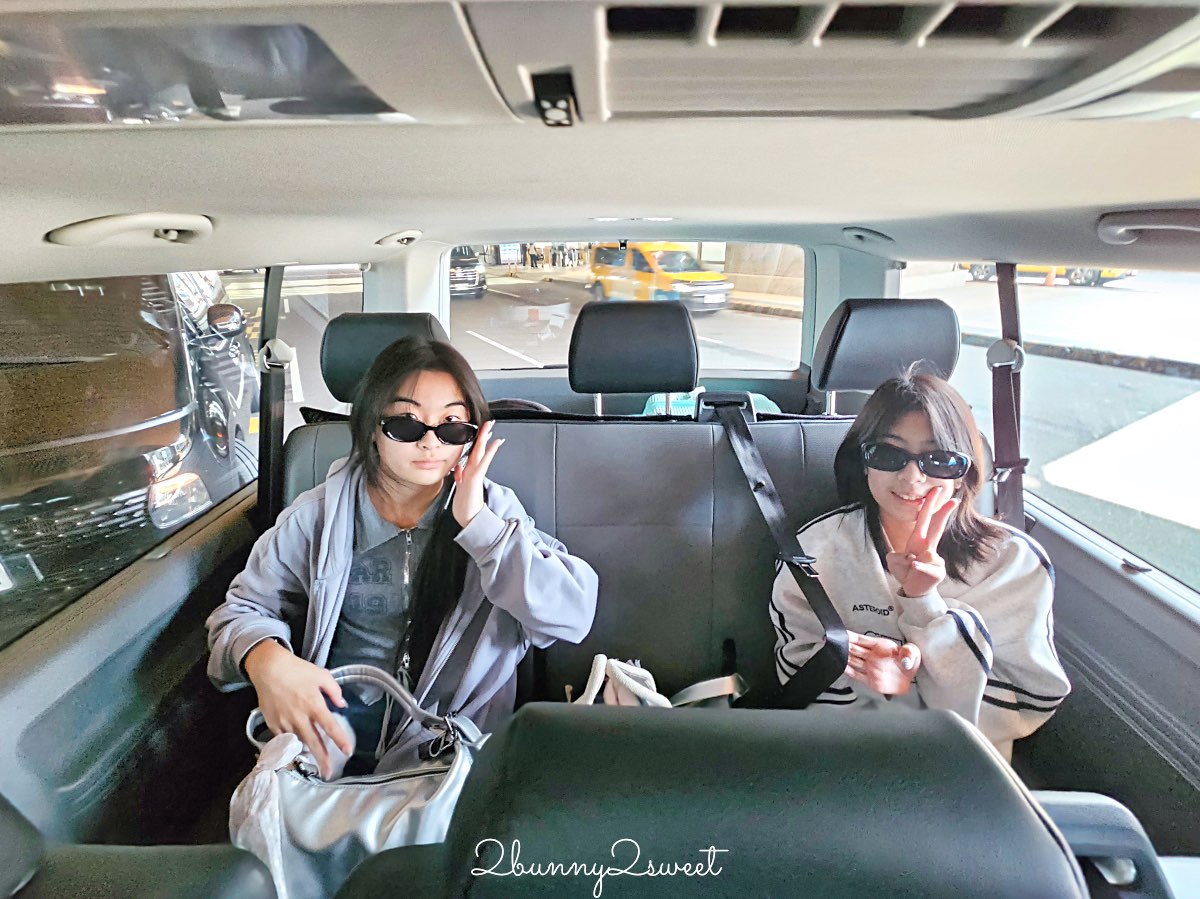 【漢聲租車機場接送推薦】合法登記、第三方支付、無菸小巴、離峰優惠,4大+4咖大行李實搭分享 @兔兒毛毛姊妹花 【漢聲租車機場接送推薦】合法登記、第三方支付、無菸小巴、離峰優惠,4大+4咖大行李實搭分享 @兔兒毛毛姊妹花