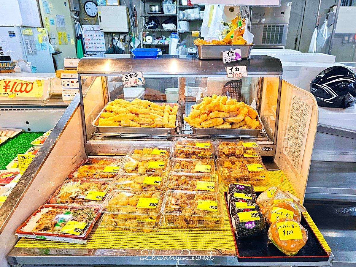 【沖繩泊港漁市場】那霸海鮮必吃攻略｜必吃鮪魚生魚片、夜光貝、炭烤虎蝦，推薦中真水產 @兔兒毛毛姊妹花